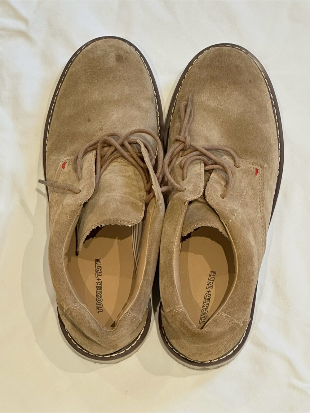 Tucker + Tate Tan Suede Lace-Up Kids Dress Shoes (Big Kids size 5.5)